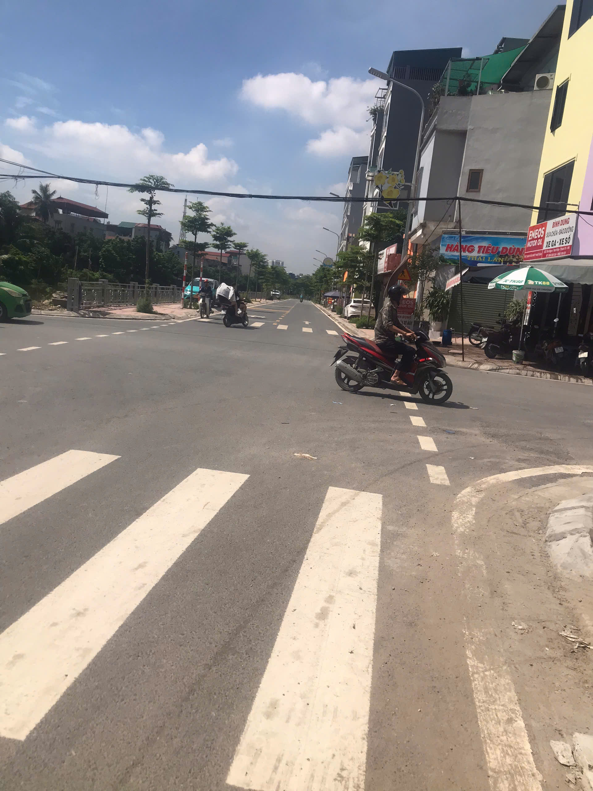 TRUNG TÂM HUYỆN THANH TRÌ 65m2 ,KINH DOANH ,Ô TÔ TRÁNH ,3MẶT THOÁNG,7,3tỷ.